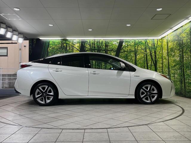 プリウス Aツーリングセレクション 純正9型ナビ バックカメラ 衝突軽減装置 レーダークルーズ 禁煙車 前席シートヒーター ドラレコ コーナーセンサー スマートキー LEDヘッドライト ETC ブラインドスポットモニター 車線逸脱警報(53枚目)