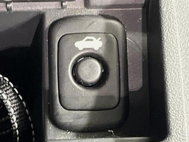 コペン ローブ　ＳＤナビ　バックカメラ　禁煙車　前席シートヒーター　ドラレコ　スマートキー　ＬＥＤヘッドライト　ＥＴＣ　オートライト　オートエアコン　純正１６インチアルミホイル　Ｂｌｕｅｔｏｏｔｈ　革巻きハンドル（27枚目）
