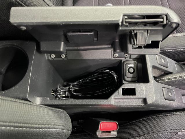 コペン ローブ　ＳＤナビ　バックカメラ　禁煙車　前席シートヒーター　ドラレコ　スマートキー　ＬＥＤヘッドライト　ＥＴＣ　オートライト　オートエアコン　純正１６インチアルミホイル　Ｂｌｕｅｔｏｏｔｈ　革巻きハンドル（37枚目）