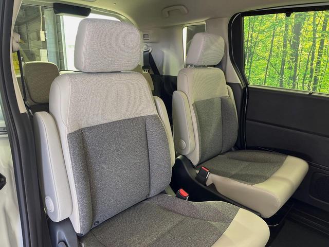 フリード e:HEVエアー EX 登録済未使用車 両側電動スライドドア 衝突軽減装置 レーダークルーズ ハーフレザーシート 前席シートヒーター コーナーセンサー スマートキー LEDヘッドライト オートマチックハイビーム 車線逸脱警報(8枚目)