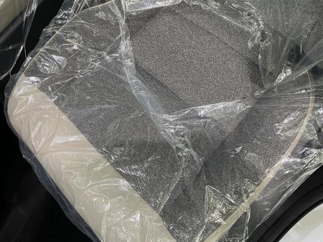 フリード e:HEVエアー EX 登録済未使用車 両側電動スライドドア 衝突軽減装置 レーダークルーズ ハーフレザーシート 前席シートヒーター コーナーセンサー スマートキー LEDヘッドライト オートマチックハイビーム 車線逸脱警報(45枚目)