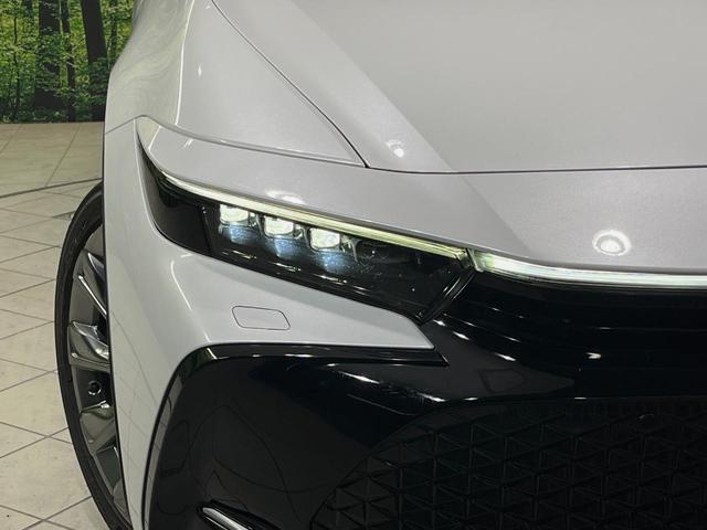 クラウンクロスオーバー Gアドバンスド・レザーパッケージ 4WD 12.3型ナビ 全周囲カメラ 衝突被害軽減装置 AC100V電源 レーダークルーズ 禁煙車 電動リアゲート 本革シート シートヒーター シートエアコン パワーシート ステアリングヒーター(12枚目)