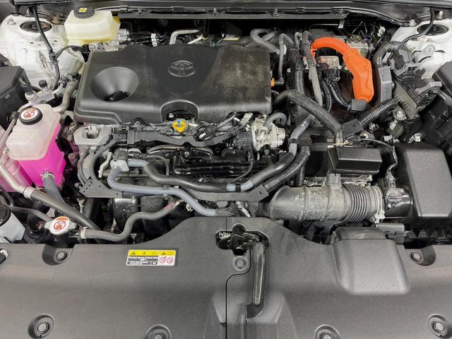 クラウンクロスオーバー Gアドバンスド・レザーパッケージ 4WD 12.3型ナビ 全周囲カメラ 衝突被害軽減装置 AC100V電源 レーダークルーズ 禁煙車 電動リアゲート 本革シート シートヒーター シートエアコン パワーシート ステアリングヒーター(18枚目)