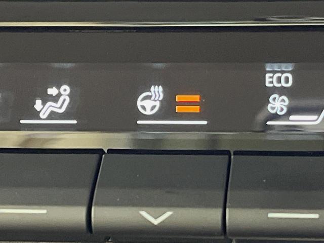 クラウンクロスオーバー Gアドバンスド・レザーパッケージ 4WD 12.3型ナビ 全周囲カメラ 衝突被害軽減装置 AC100V電源 レーダークルーズ 禁煙車 電動リアゲート 本革シート シートヒーター シートエアコン パワーシート ステアリングヒーター(34枚目)