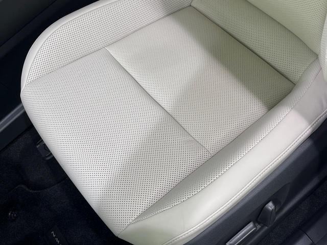 クラウンクロスオーバー Gアドバンスド・レザーパッケージ 4WD 12.3型ナビ 全周囲カメラ 衝突被害軽減装置 AC100V電源 レーダークルーズ 禁煙車 電動リアゲート 本革シート シートヒーター シートエアコン パワーシート ステアリングヒーター(56枚目)