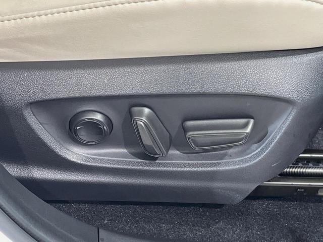 クラウンクロスオーバー Gアドバンスド・レザーパッケージ 4WD 12.3型ナビ 全周囲カメラ 衝突被害軽減装置 AC100V電源 レーダークルーズ 禁煙車 電動リアゲート 本革シート シートヒーター シートエアコン パワーシート ステアリングヒーター(57枚目)