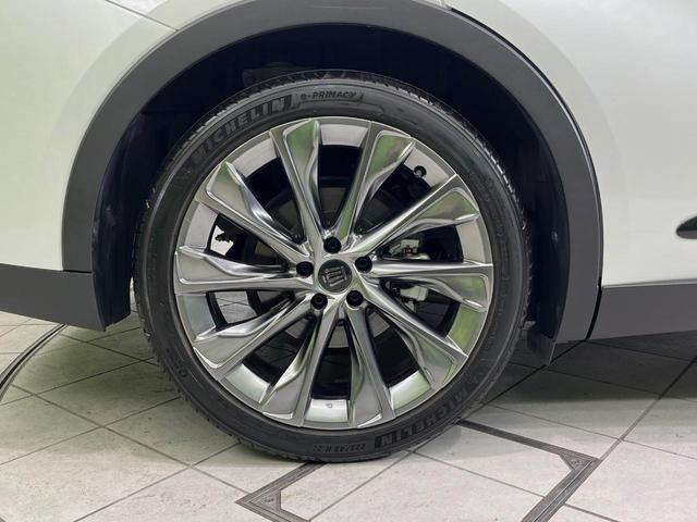 クラウンクロスオーバー Gアドバンスド・レザーパッケージ 4WD 12.3型ナビ 全周囲カメラ 衝突被害軽減装置 AC100V電源 レーダークルーズ 禁煙車 電動リアゲート 本革シート シートヒーター シートエアコン パワーシート ステアリングヒーター(71枚目)