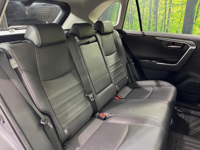 RAV4 G Zパッケージ パノラマルーフ TRDエアロ メーカー10.5型ナビ 全周囲カメラ 4WD 衝突軽減装置 レーダークルーズ 禁煙車 パワーバックドア 合皮シート 前席シートエアコン パワーシート ドラレコ ETC(9枚目)