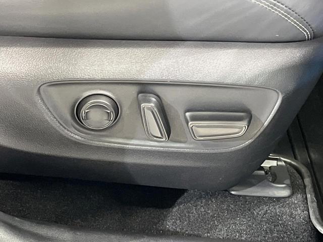 RAV4 G Zパッケージ パノラマルーフ TRDエアロ メーカー10.5型ナビ 全周囲カメラ 4WD 衝突軽減装置 レーダークルーズ 禁煙車 パワーバックドア 合皮シート 前席シートエアコン パワーシート ドラレコ ETC(60枚目)