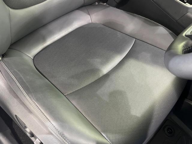 RAV4 G Zパッケージ パノラマルーフ TRDエアロ メーカー10.5型ナビ 全周囲カメラ 4WD 衝突軽減装置 レーダークルーズ 禁煙車 パワーバックドア 合皮シート 前席シートエアコン パワーシート ドラレコ ETC(62枚目)