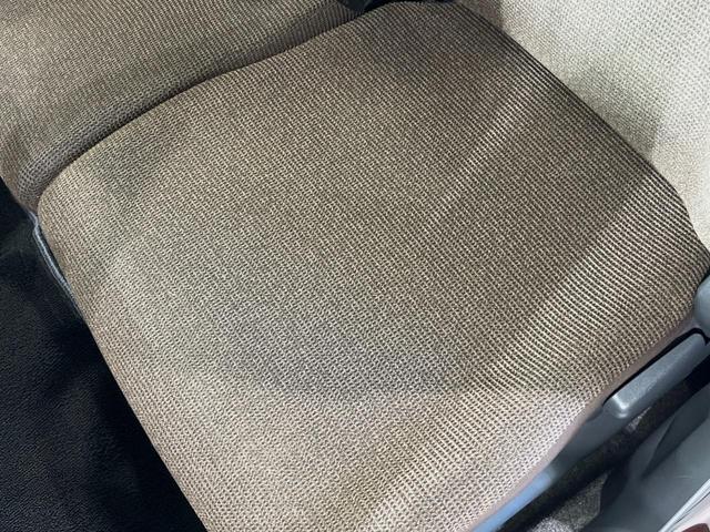 アルトラパン Ｇ　禁煙車　スマートキー　ＣＤ再生　ドアバイザー　ＡＢＳ　盗難防止システム　プライバシーガラス　衝突安全ボディ　パワーウィンドウ　パワーステアリング　ベンチシート　純正１４インチスチールホイル　エアコン（35枚目）