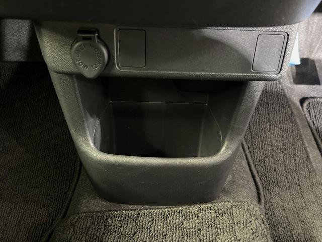 パッソ モーダ S SDナビ バックカメラ 衝突軽減装置 禁煙車 ドラレコ コーナーセンサー スマートキー LEDヘッドライト ETC 車線逸脱警報 オートライト オートエアコン Bluetooth CD/DVD再生(35枚目)