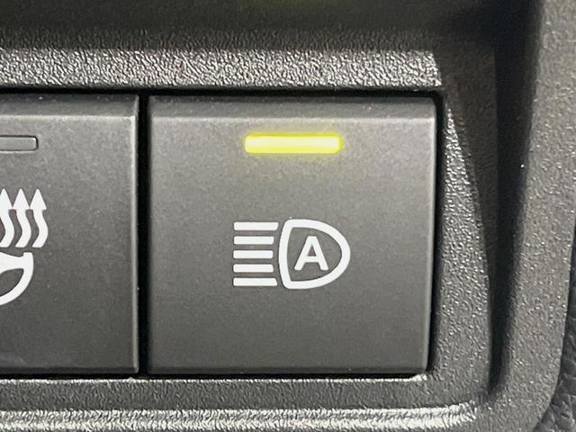 ヤリスクロス Ｚ　純正８型ナビ　全周囲カメラ　衝突軽減装置　ＥＴＣ　レーダークルーズ　前席シートヒーター　ＬＥＤヘッド　純正１８インチアルミ　ステアリングヒーター　オートマチックハイビーム　電動パーキングブレーキ（37枚目）