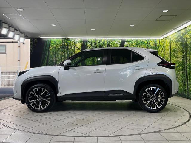 ヤリスクロス Ｚ　純正８型ナビ　全周囲カメラ　衝突軽減装置　ＥＴＣ　レーダークルーズ　前席シートヒーター　ＬＥＤヘッド　純正１８インチアルミ　ステアリングヒーター　オートマチックハイビーム　電動パーキングブレーキ（59枚目）