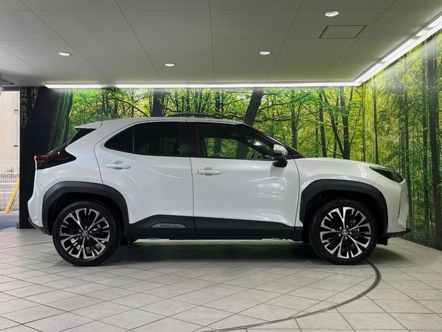 ヤリスクロス Ｚ　純正８型ナビ　全周囲カメラ　衝突軽減装置　ＥＴＣ　レーダークルーズ　前席シートヒーター　ＬＥＤヘッド　純正１８インチアルミ　ステアリングヒーター　オートマチックハイビーム　電動パーキングブレーキ（60枚目）