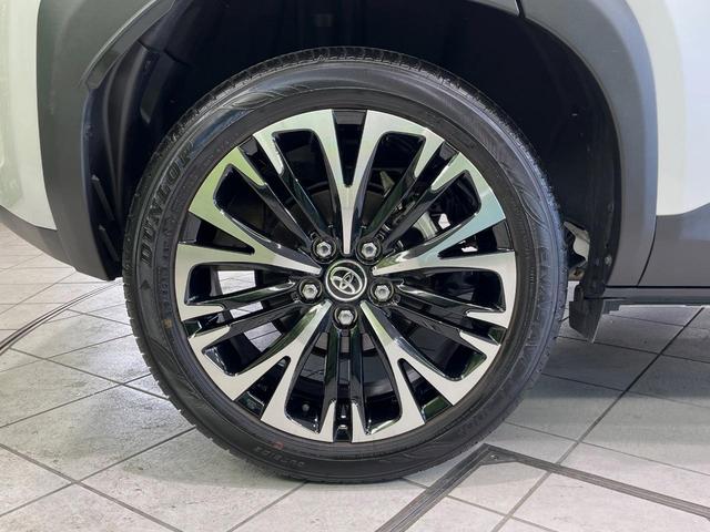 ヤリスクロス Ｚ　純正８型ナビ　全周囲カメラ　衝突軽減装置　ＥＴＣ　レーダークルーズ　前席シートヒーター　ＬＥＤヘッド　純正１８インチアルミ　ステアリングヒーター　オートマチックハイビーム　電動パーキングブレーキ（63枚目）