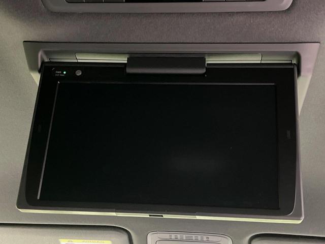 ヴォクシー ハイブリッドZS 煌III 純正10型ナビ 後席モニター バックカメラ 両側電動スライドドア 衝突軽減装置 LEDヘッド 前席シートヒーター クルーズコントロール ドラレコ リアオートエアコン スマートキー オートハイビーム(5枚目)