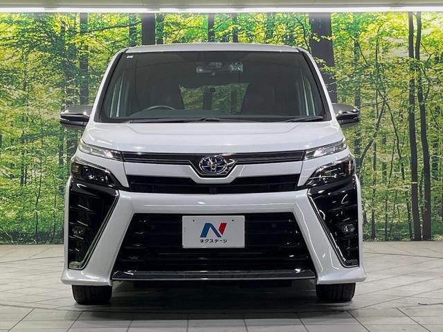ヴォクシー ハイブリッドZS 煌III 純正10型ナビ 後席モニター バックカメラ 両側電動スライドドア 衝突軽減装置 LEDヘッド 前席シートヒーター クルーズコントロール ドラレコ リアオートエアコン スマートキー オートハイビーム(14枚目)