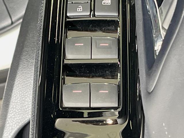 ヴォクシー ハイブリッドZS 煌III 純正10型ナビ 後席モニター バックカメラ 両側電動スライドドア 衝突軽減装置 LEDヘッド 前席シートヒーター クルーズコントロール ドラレコ リアオートエアコン スマートキー オートハイビーム(34枚目)