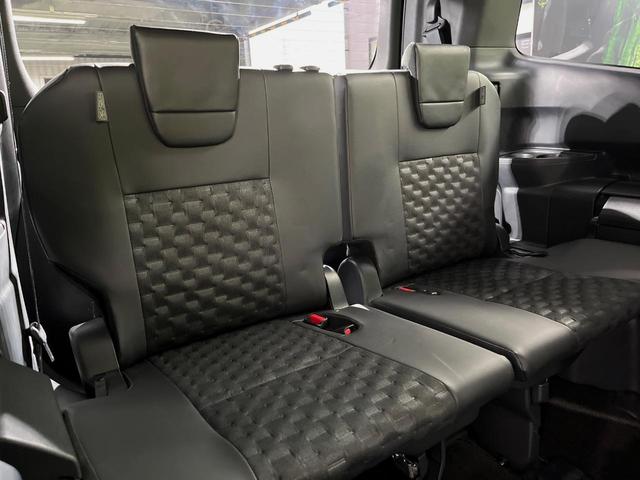 ヴォクシー S-Z メーカー10.5型ナビ バックカメラ 両側電動スライドドア 衝突軽減装置 レーダークルーズ 禁煙車 パワーバックドア ハーフレザーシート 前席中列シートヒーター 前後ドラレコ コーナーセンサー ETC(9枚目)