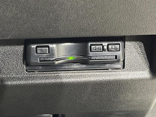 ジムニーノマド FC 衝突軽減装置 レーダークルーズ 禁煙車 コーナーセンサー スマートキー LEDヘッドライト ETC オートマチックハイビーム 車線逸脱警報 オートライト オートエアコン 純正15インチアルミホイル(7枚目)