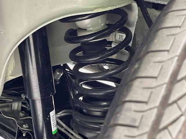 ジムニーノマド FC 衝突軽減装置 レーダークルーズ 禁煙車 コーナーセンサー スマートキー LEDヘッドライト ETC オートマチックハイビーム 車線逸脱警報 オートライト オートエアコン 純正15インチアルミホイル(20枚目)