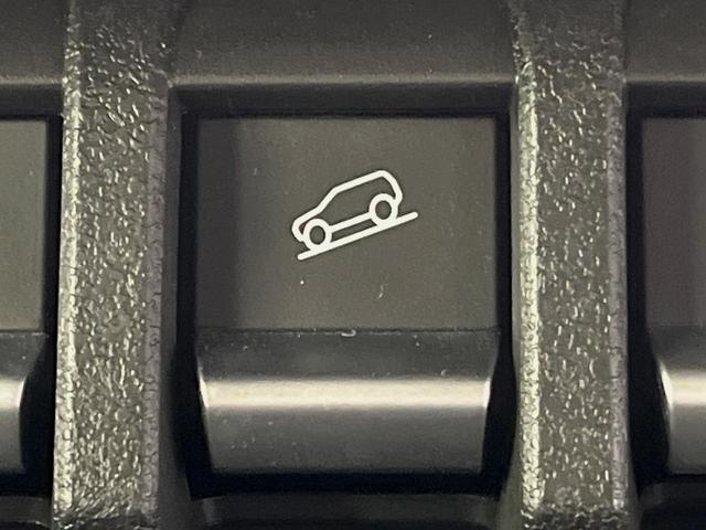 ジムニーノマド FC 衝突軽減装置 レーダークルーズ 禁煙車 コーナーセンサー スマートキー LEDヘッドライト ETC オートマチックハイビーム 車線逸脱警報 オートライト オートエアコン 純正15インチアルミホイル(30枚目)