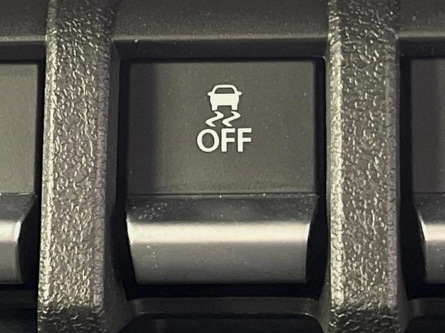 ジムニーノマド FC 衝突軽減装置 レーダークルーズ 禁煙車 コーナーセンサー スマートキー LEDヘッドライト ETC オートマチックハイビーム 車線逸脱警報 オートライト オートエアコン 純正15インチアルミホイル(31枚目)