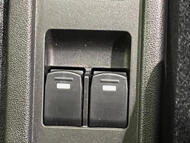 ジムニーノマド FC 衝突軽減装置 レーダークルーズ 禁煙車 コーナーセンサー スマートキー LEDヘッドライト ETC オートマチックハイビーム 車線逸脱警報 オートライト オートエアコン 純正15インチアルミホイル(44枚目)