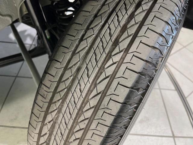 ジムニーノマド FC 衝突軽減装置 レーダークルーズ 禁煙車 コーナーセンサー スマートキー LEDヘッドライト ETC オートマチックハイビーム 車線逸脱警報 オートライト オートエアコン 純正15インチアルミホイル(62枚目)