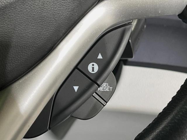 CR-Z α 6MT ガラスルーフ 純正ナビ バックカメラ 禁煙車 ドラレコ スマートキー HIDヘッドライト ETC クルーズコントロール オートライト オートエアコン 純正16インチアルミホイル 革巻きハンドル(35枚目)