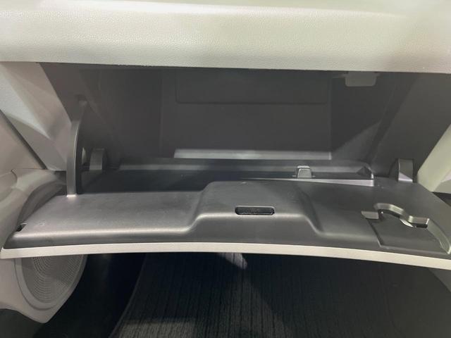 CR-Z α 6MT ガラスルーフ 純正ナビ バックカメラ 禁煙車 ドラレコ スマートキー HIDヘッドライト ETC クルーズコントロール オートライト オートエアコン 純正16インチアルミホイル 革巻きハンドル(38枚目)