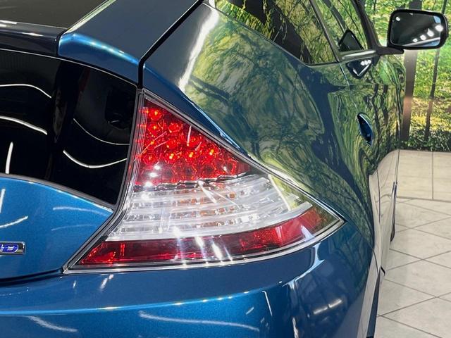 CR-Z α 6MT ガラスルーフ 純正ナビ バックカメラ 禁煙車 ドラレコ スマートキー HIDヘッドライト ETC クルーズコントロール オートライト オートエアコン 純正16インチアルミホイル 革巻きハンドル(55枚目)
