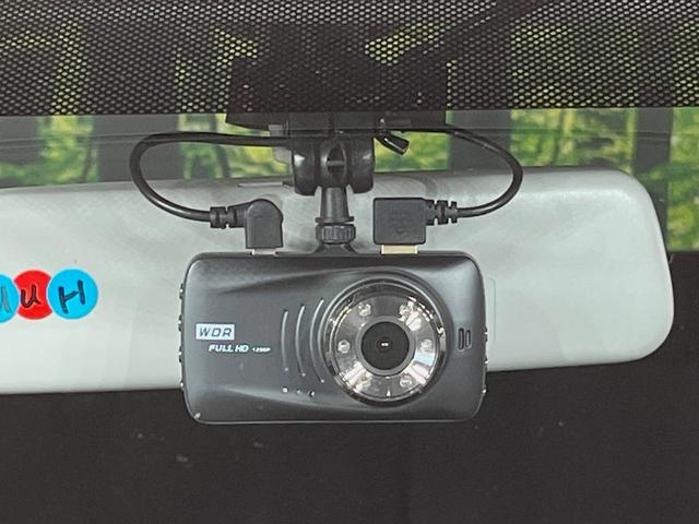 AZワゴンカスタムスタイル XS SDナビ バックカメラ 禁煙車 前後ドラレコ スマートキー HIDヘッドライト オートエアコン フォグランプ 革巻きハンドル 純正14インチアルミホイール 盗難防止装置 プライバシーガラス(5枚目)