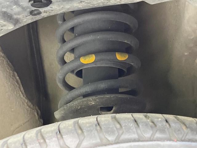 AZワゴンカスタムスタイル XS SDナビ バックカメラ 禁煙車 前後ドラレコ スマートキー HIDヘッドライト オートエアコン フォグランプ 革巻きハンドル 純正14インチアルミホイール 盗難防止装置 プライバシーガラス(20枚目)