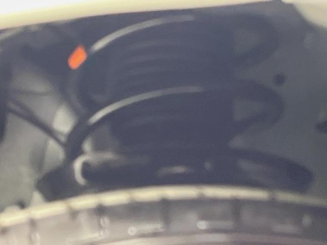 シエンタ ハイブリッドＸ　登録済未使用車　電動スライドドア　衝突軽減装置　レーダークルーズ　コーナーセンサー　スマートキー　ＬＥＤヘッドライト　７人乗り　オートマチックハイビーム　車線逸脱警報　オートライト　オートエアコン（20枚目）