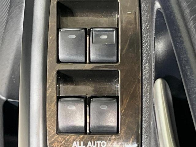 プリウス Ｇツーリングセレクションレザーパッケージ　純正８型ナビ　バックカメラ　衝突軽減装置　レーダークルーズ　禁煙車　革シート　運転席パワーシート　前席シートヒーター　スマートキー　ＬＥＤヘッド　ＥＴＣ　オートライト　オートエアコン　盗難防止装置（37枚目）