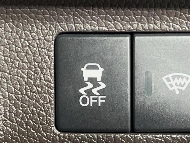 フリード G・ホンダセンシング 純正9型ナビ バックカメラ 後席モニター 両側電動スライドドア 衝突軽減装置 レーダークルーズ 禁煙車 前後ドラレコ スマートキー ETC 車線逸脱警報 オートライト オートエアコン 横滑り防止装置(34枚目)