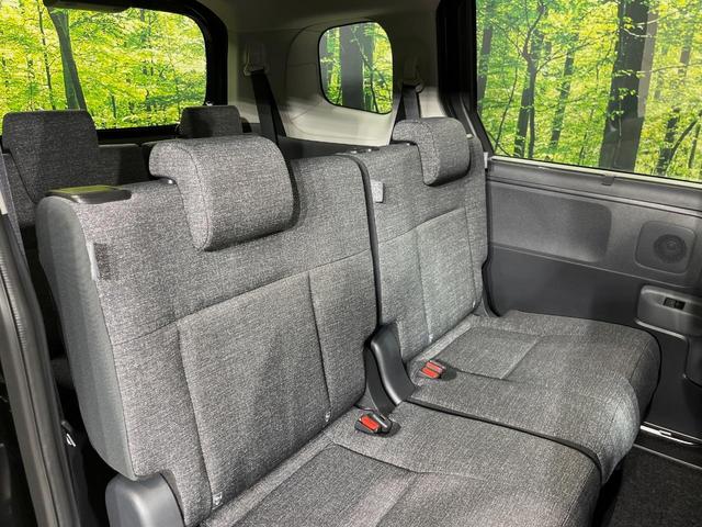 シエンタ ハイブリッドＺ　禁煙車　セーフティセンス　レーダークルーズ　両側電動スライドドア　純正１０．５型ナビ　全周囲カメラ　ＥＴＣ　ＬＥＤヘッドライト　オートマチックハイビーム　オートエアコン　スマートキー　プッシュスタート（8枚目）