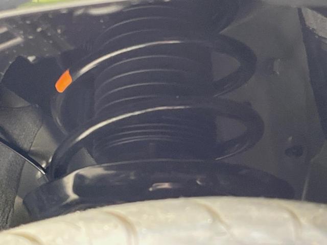 シエンタ ハイブリッドＺ　禁煙車　セーフティセンス　レーダークルーズ　両側電動スライドドア　純正１０．５型ナビ　全周囲カメラ　ＥＴＣ　ＬＥＤヘッドライト　オートマチックハイビーム　オートエアコン　スマートキー　プッシュスタート（20枚目）