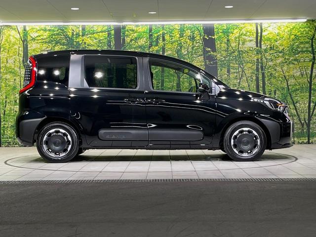 シエンタ ハイブリッドＺ　禁煙車　セーフティセンス　レーダークルーズ　両側電動スライドドア　純正１０．５型ナビ　全周囲カメラ　ＥＴＣ　ＬＥＤヘッドライト　オートマチックハイビーム　オートエアコン　スマートキー　プッシュスタート（56枚目）