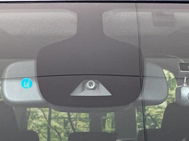 セレナ ハイウェイスターＶ　純正９型ナビ　両側電動スライド　フリップダウン　バックカメラ　衝突軽減装置　プロパイロット　禁煙車　ドラレコ　コーナーセンサー　レーンキープ　スマートキー　ＬＥＤヘッド　オートマチックハイビー（45枚目）