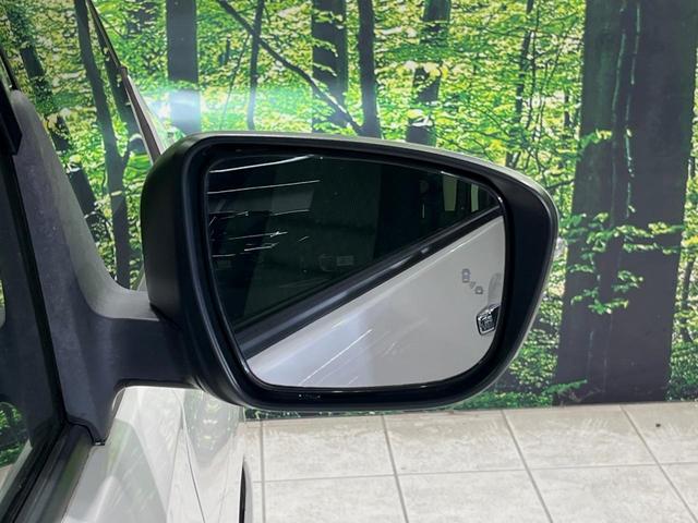 セレナ ハイウェイスターＶ　純正９型ナビ　両側電動スライド　フリップダウン　バックカメラ　衝突軽減装置　プロパイロット　禁煙車　ドラレコ　コーナーセンサー　レーンキープ　スマートキー　ＬＥＤヘッド　オートマチックハイビー（55枚目）