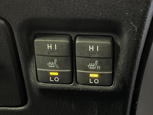 ノア Ｇ　純正９型ナビ　バックカメラ　後席モニター　両側電動スライドドア　衝突軽減装置　禁煙車　シートヒーター　ドラレコ　スマートキー　ＬＥＤヘッドライト　ＥＴＣ　クルーズコントロール　オートマチックハイビーム（30枚目）