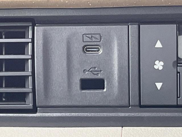 N-BOX ベースグレード 衝突軽減装置 レーダークルーズ 電動スライドドア スマートキー 電動パーキングブレーキ オートホールド LEDヘッド オートエアコン オートライト ヘッドライトレベライザー 禁煙車 プライバシーガラス(30枚目)