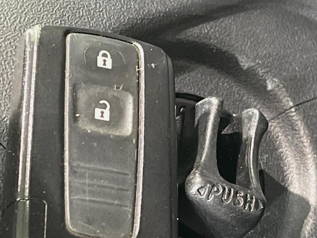 タント カスタムＸ　ＳＤナビ　オートエアコン　スマートキー　ＥＴＣ　ＨＩＤヘッド　純正１４インチアルミ　フォグランプ　電動格納ミラー　パワーウィンドウ　プライバシーガラス　盗難防止装置　地デジ　禁煙車　パワーステアリング（5枚目）