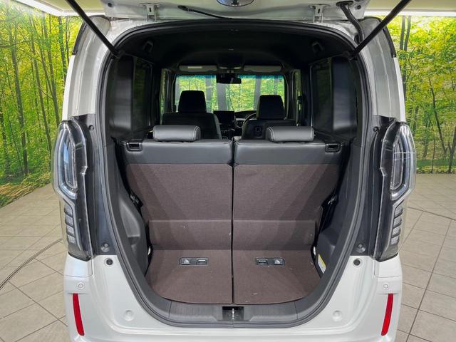 普段のお買い物や通勤、送迎等に十分な荷室スペースを確保しております。セカンドシートを倒すと、大きな荷物の積載も可能です♪