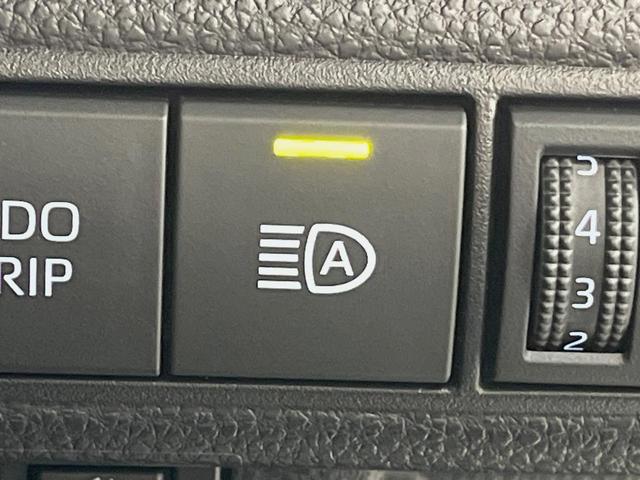 カローラツーリング ハイブリッド ダブルバイビー 純正10型ディスプレイオーディオ バックカメラ 衝突軽減装置 ETC シートヒーター レーダークルーズ 車線逸脱警報 純正17インチアルミ LEDヘッド ステアリングヒーター 電動パーキングブレーキ(34枚目)