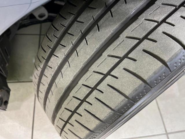 カローラツーリング ハイブリッド ダブルバイビー 純正10型ディスプレイオーディオ バックカメラ 衝突軽減装置 ETC シートヒーター レーダークルーズ 車線逸脱警報 純正17インチアルミ LEDヘッド ステアリングヒーター 電動パーキングブレーキ(63枚目)