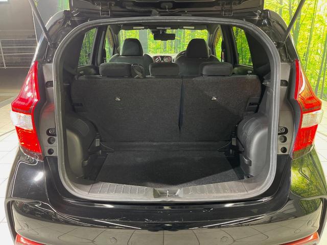 ノート e-パワーニスモ 純正ナビ 全周囲カメラ 衝突軽減装置 レーダークルーズ 禁煙車 ドラレコ コーナーセンサー スマートキー LEDヘッドライト ETC オートハイビーム 車線逸脱警報 オートライト 革巻きハンドル(10枚目)